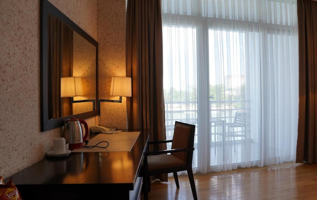 Agsaray Deluxe Hotel & Spa Mingachevir Exterior foto